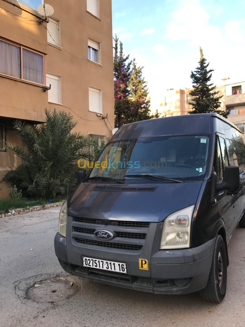 Ford Transit 2011