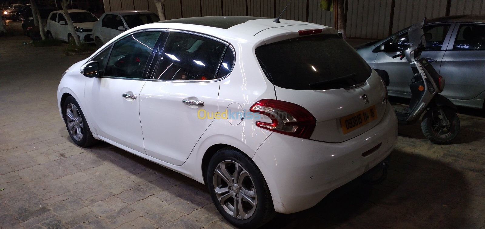 Peugeot 208 2014 Allure