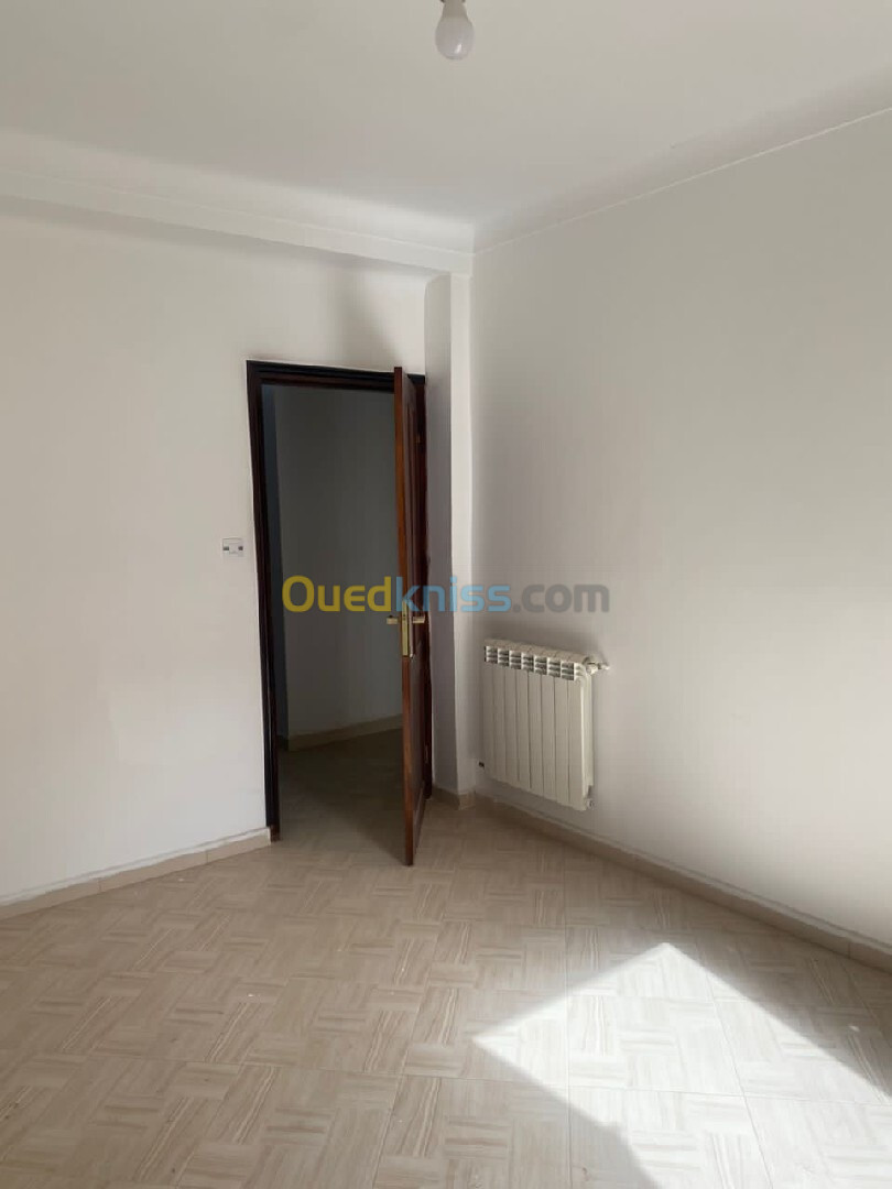 Vente Appartement F4 Alger Bordj el bahri