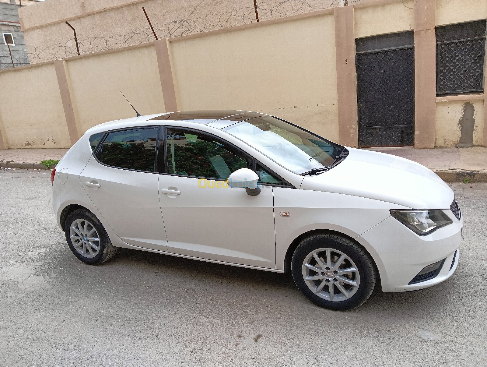 Seat Ibiza 2013 Fully +Toit ouvrant