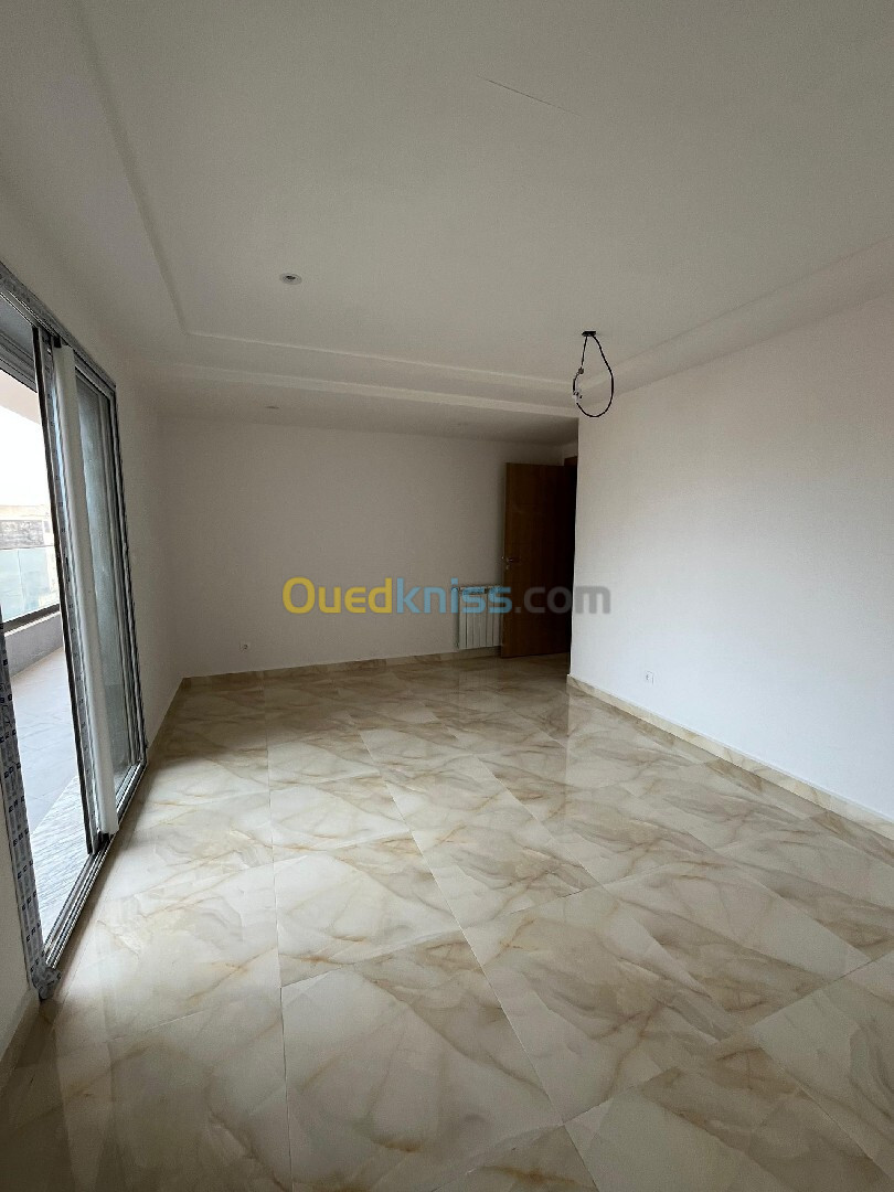 Vente Appartement F4 Alger El achour