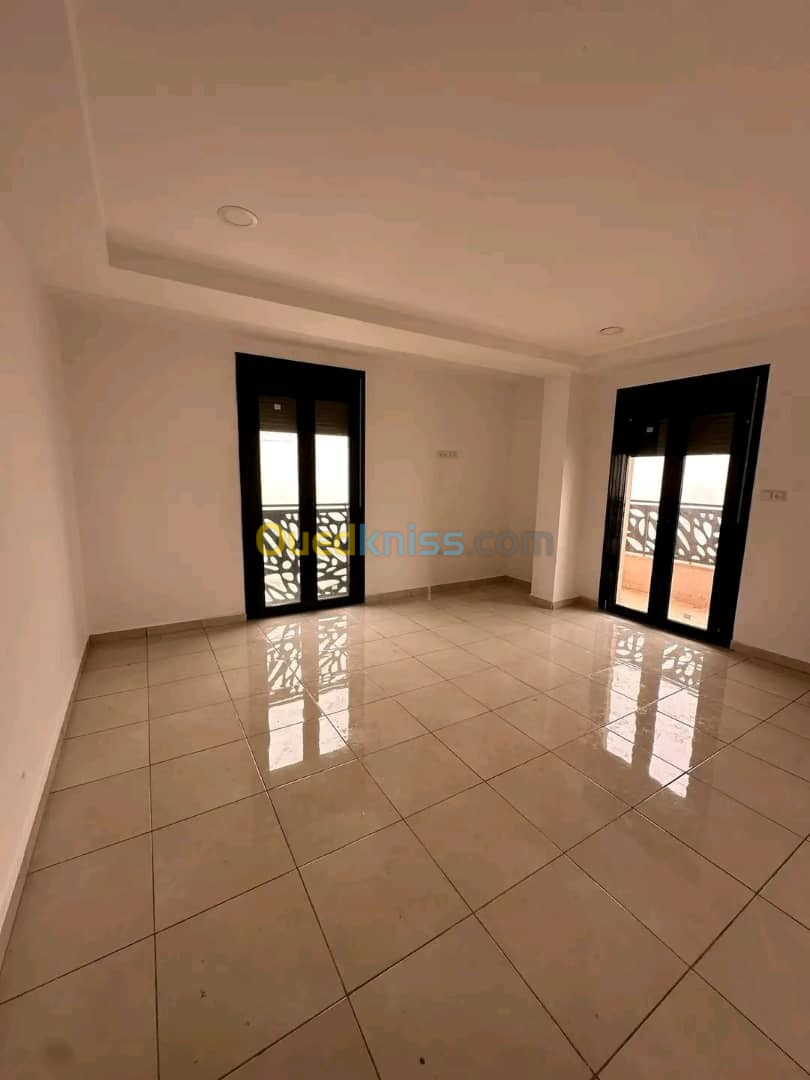 Vente Appartement F4 Alger Bordj el kiffan