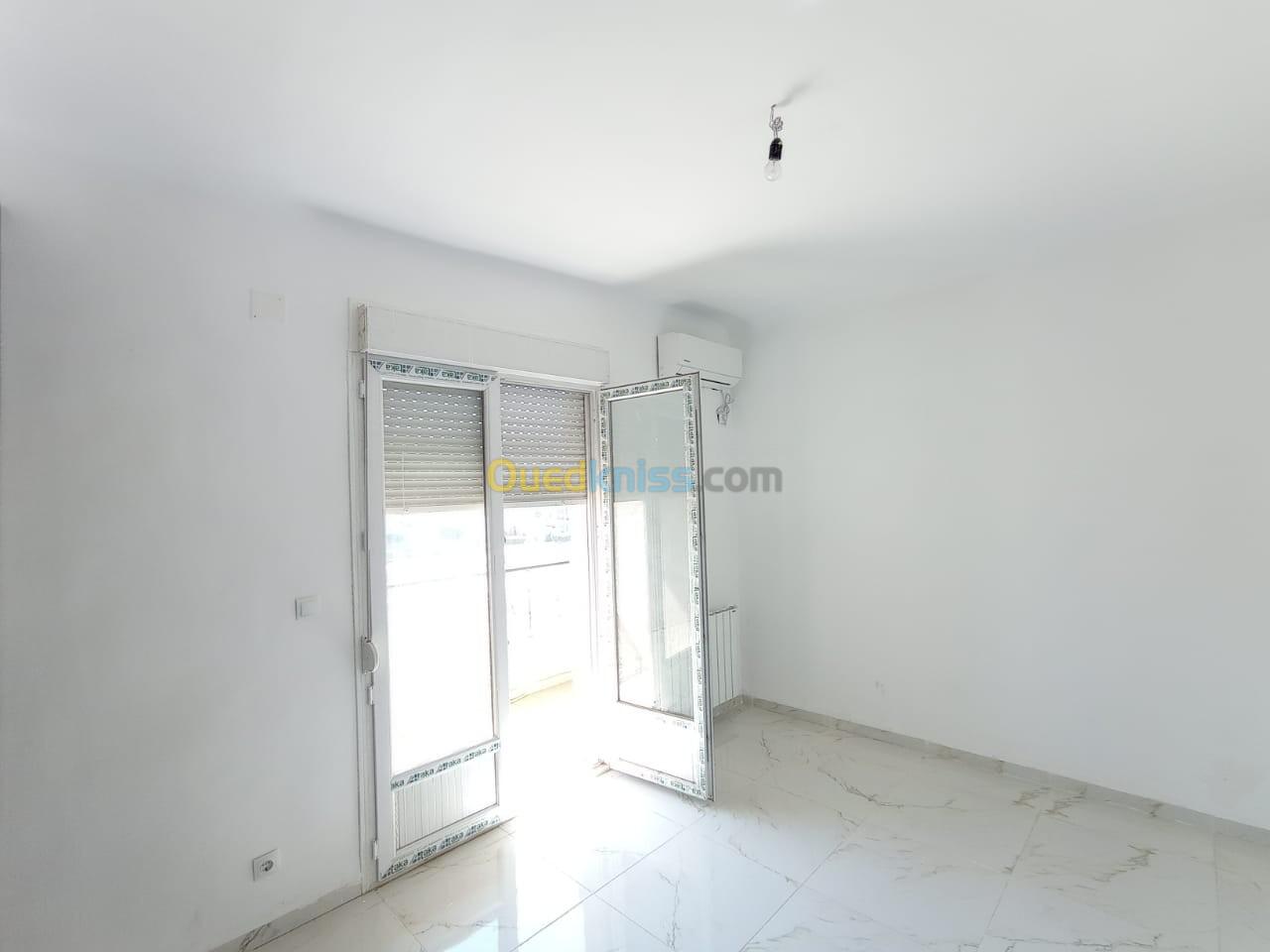 Location Appartement F4 Alger Bordj el kiffan