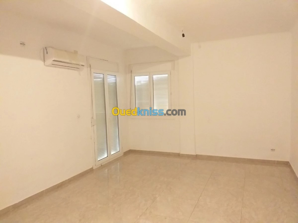 Location Appartement F4 Alger Reghaia