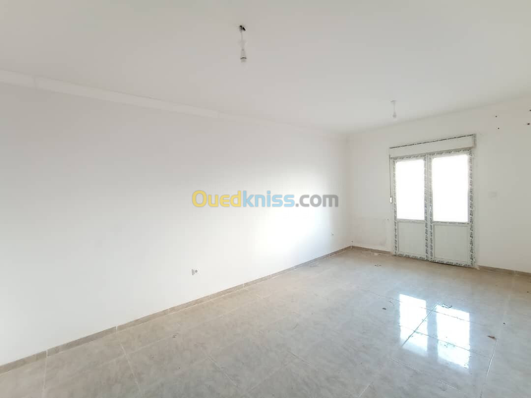 Location Appartement F5 Alger Zeralda