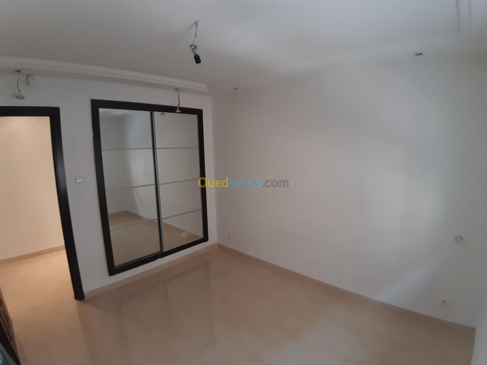 Location Appartement F4 Alger Cheraga