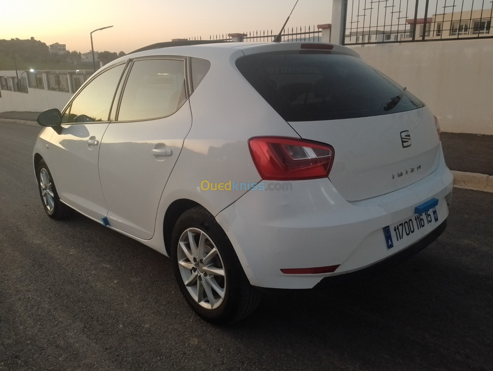 Seat Ibiza 2016 Fully +Toit ouvrant