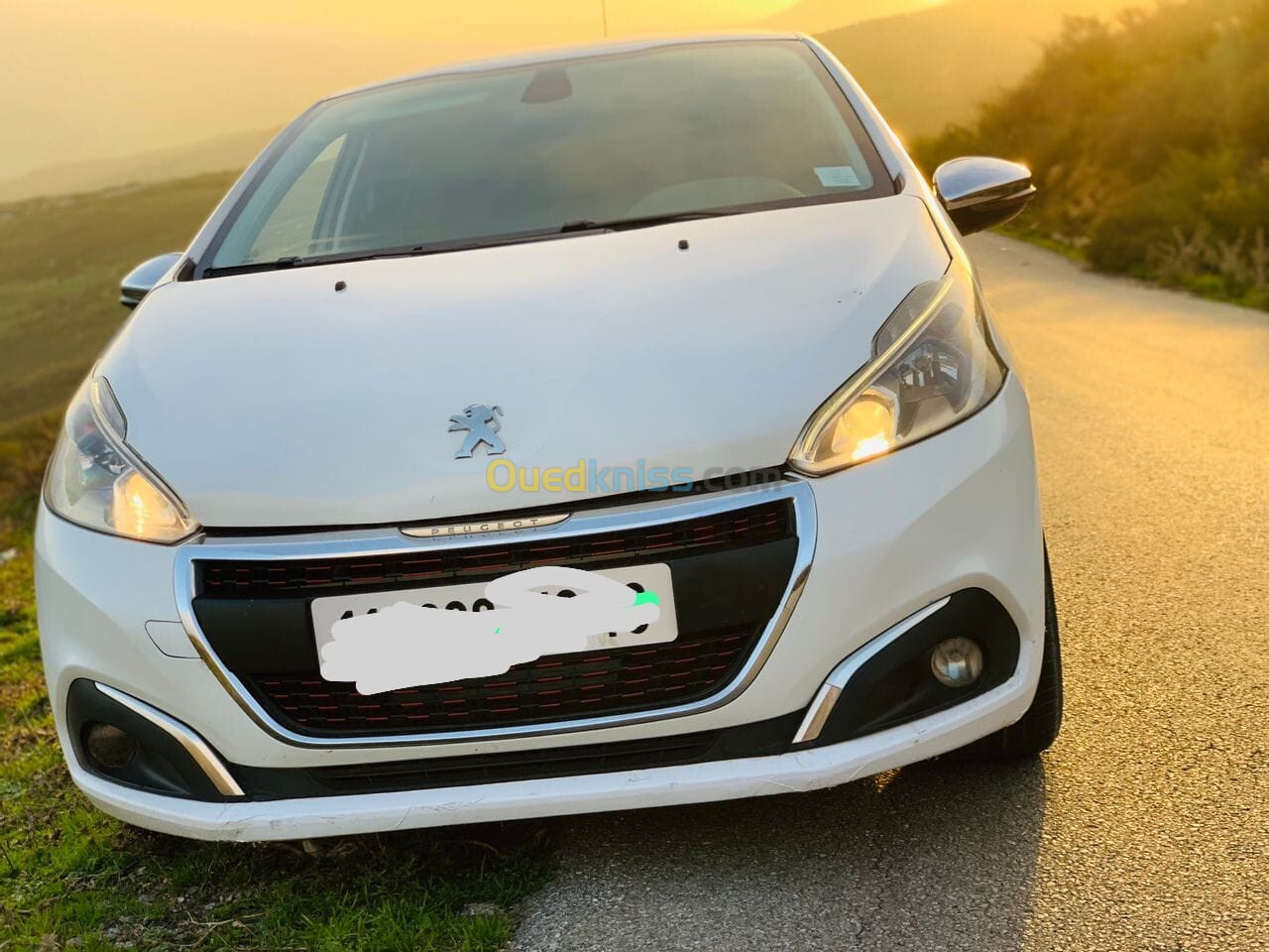 Peugeot 208 2016 Allure Facelift