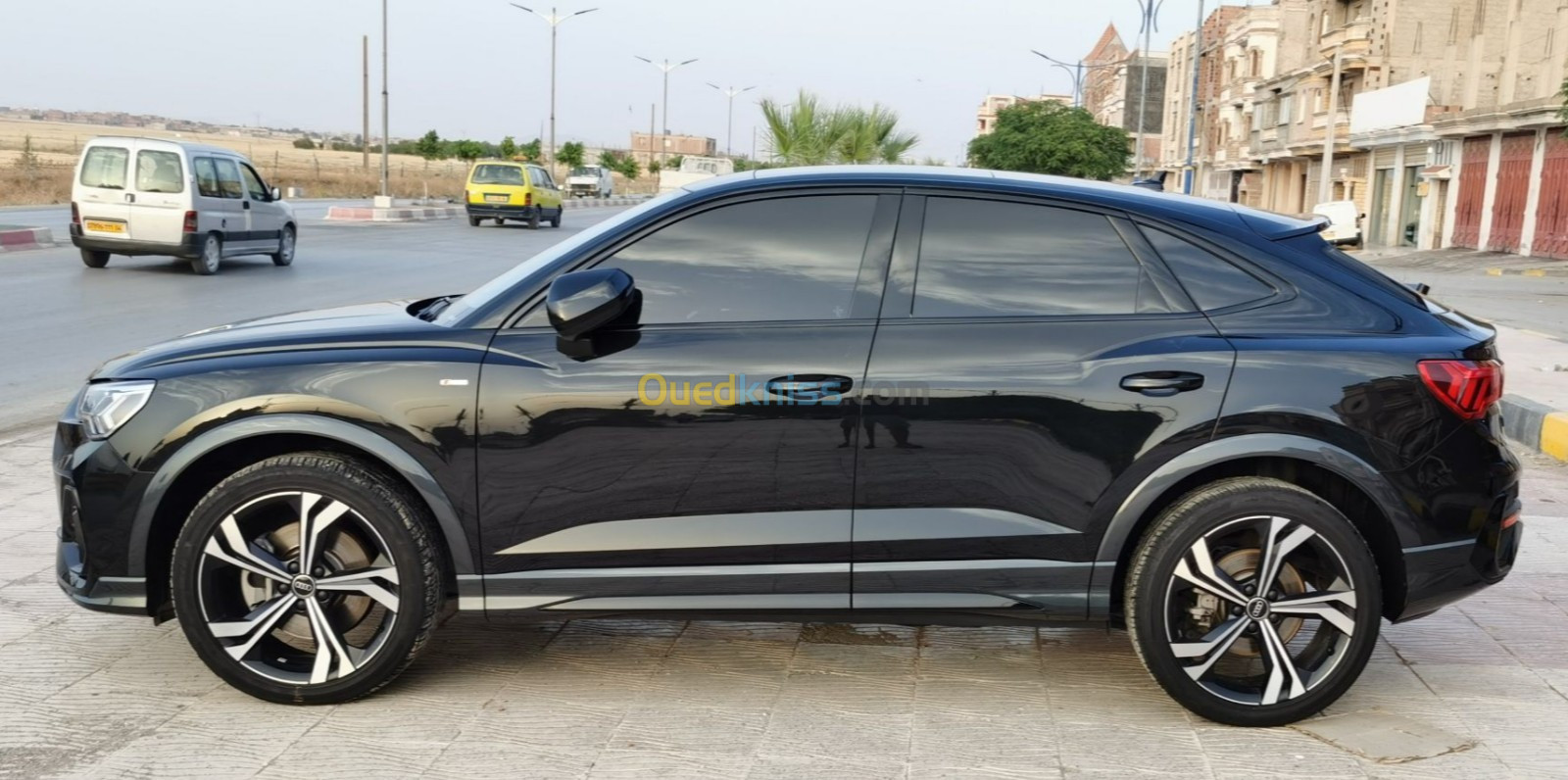 Audi Q3.  Black Black 2023 Quattro