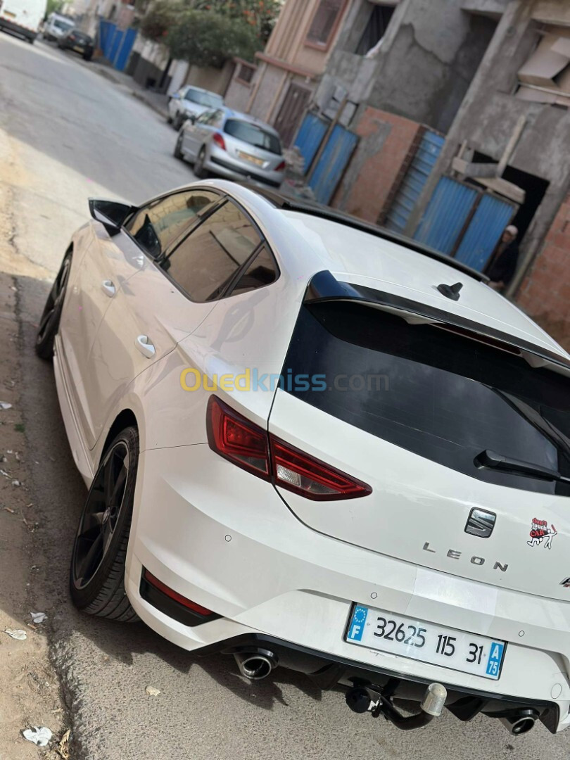 Seat Leon 2015 LINEA R+