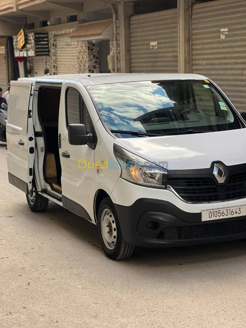 Renault Trafic 2016