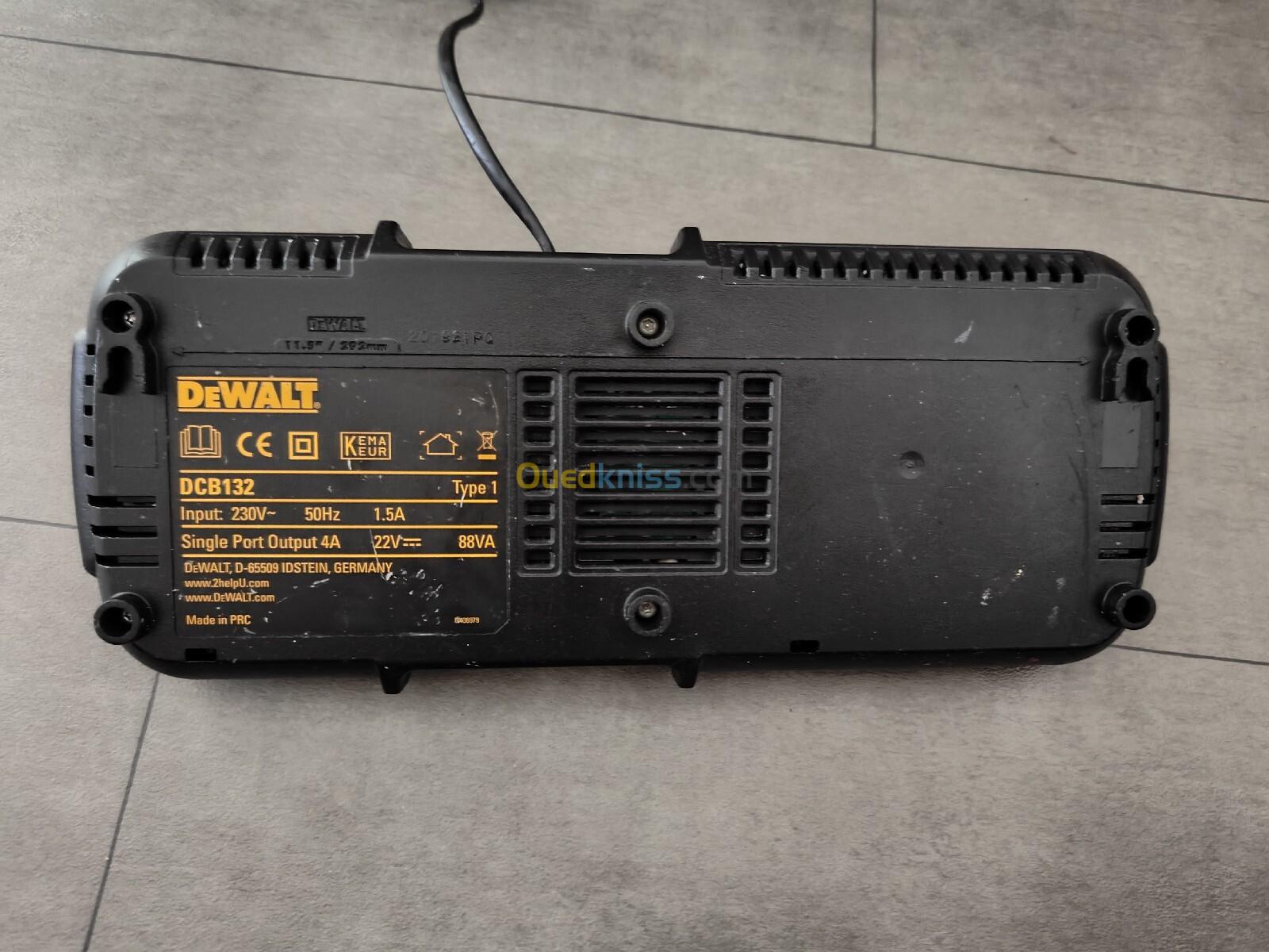 DeWalt chargeur batterie double 4A 