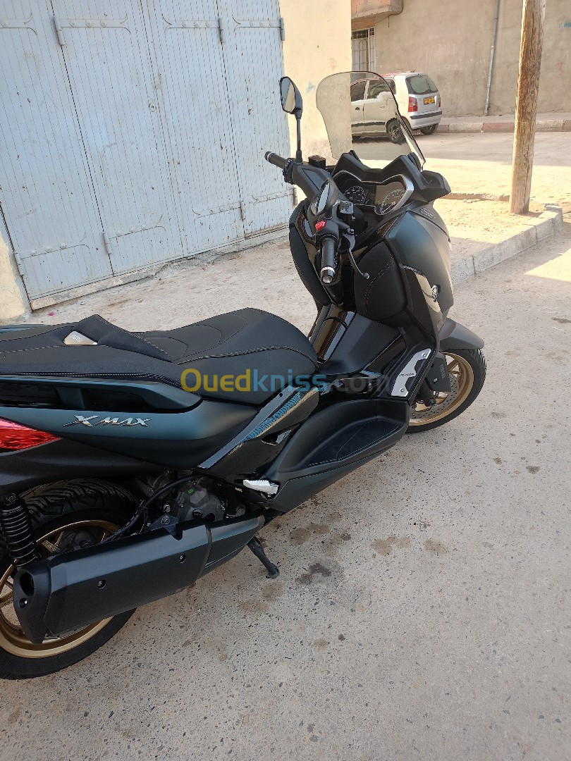 Yamaha Xmax 300 2022