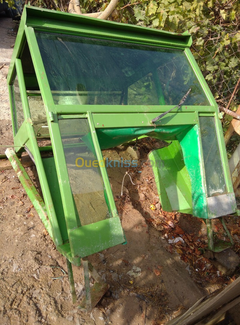 CABINE TRACTEUR ET DISQUES