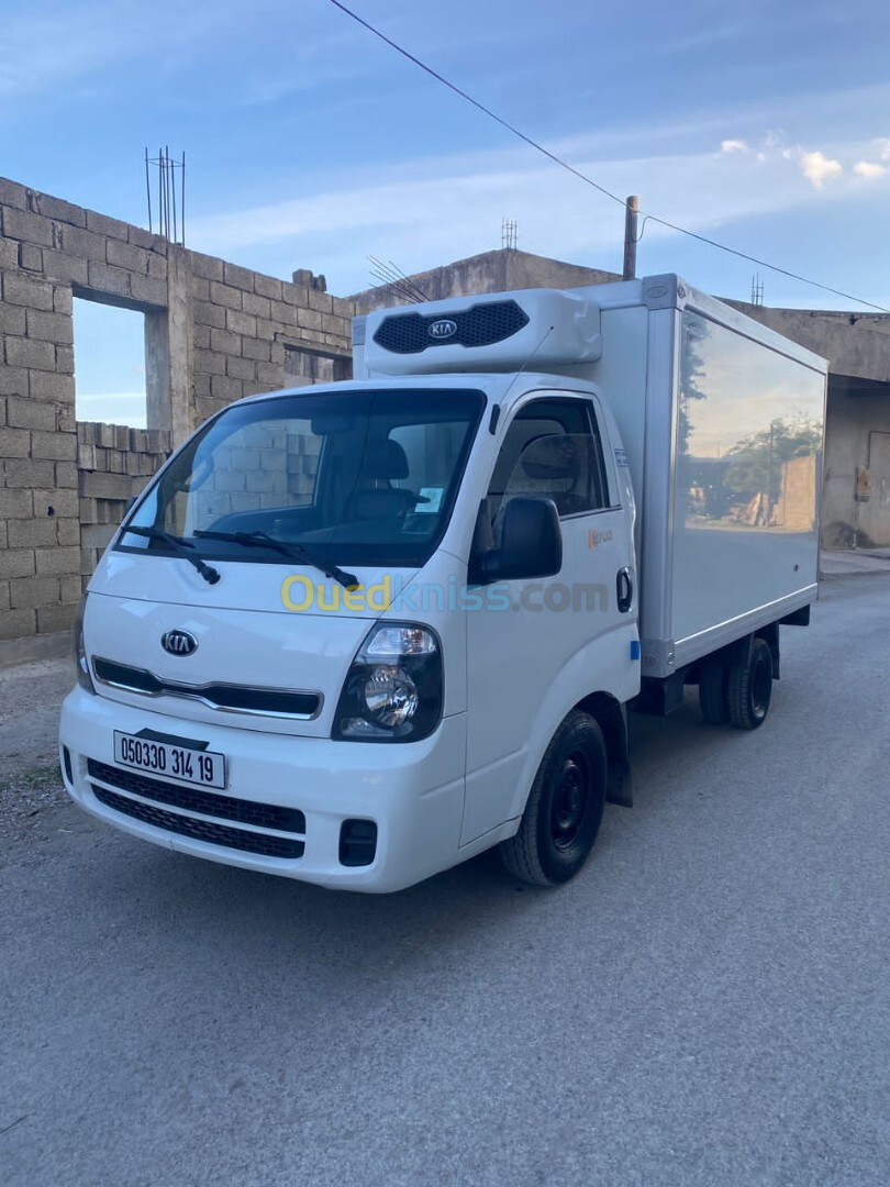 Kia K2700 frigo 2014