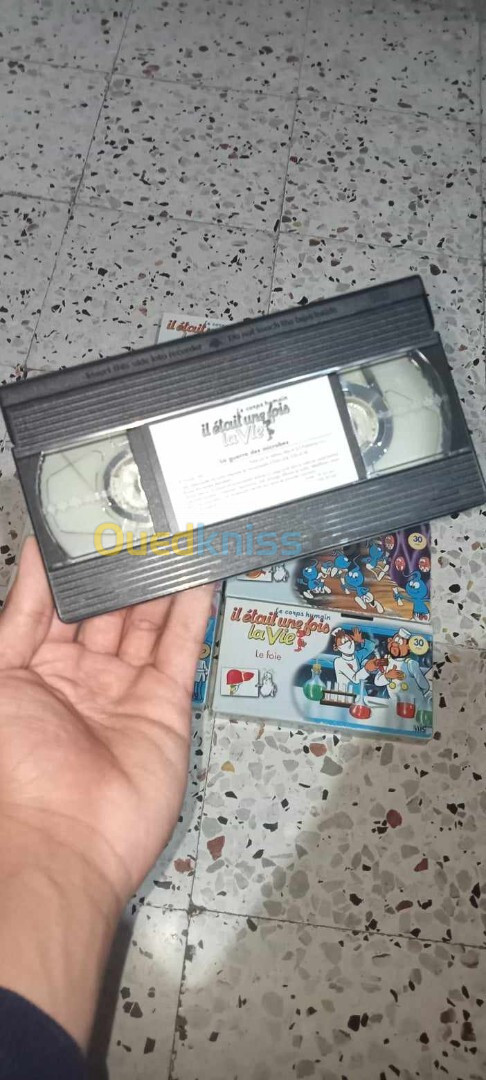 il était une fois la vie VHS video 8 كاسيطات تعليمية