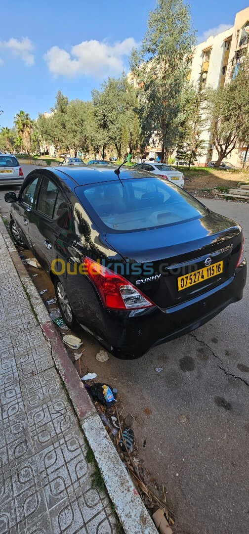 Nissan Sunny 2015 La toute option