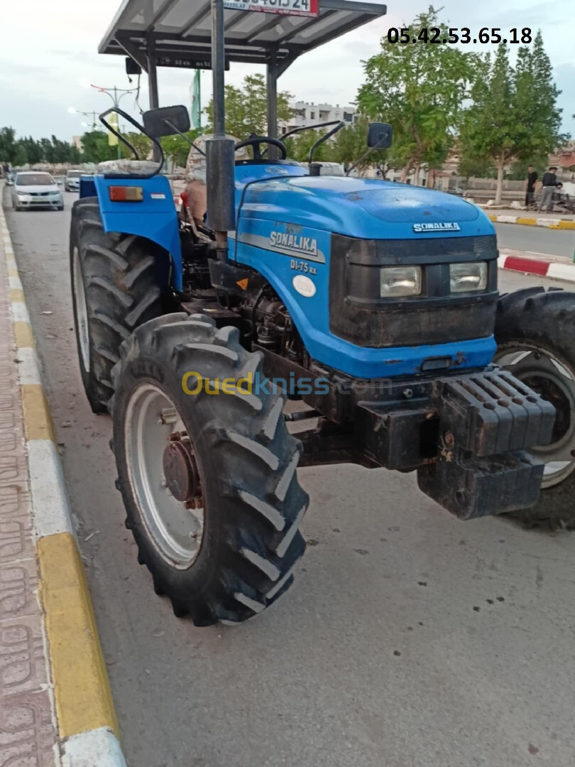 Sonalika 75 Tracteur 2015