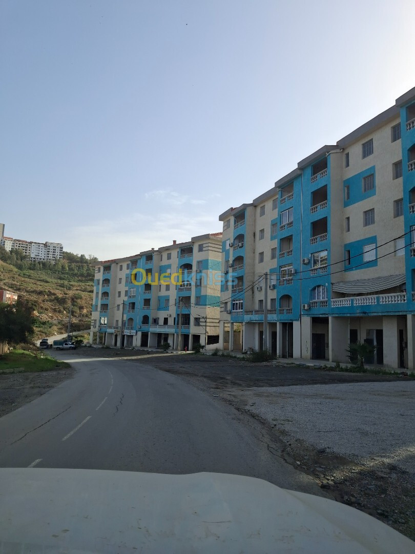 Location Appartement F3 Tizi Ouzou Tigzirt