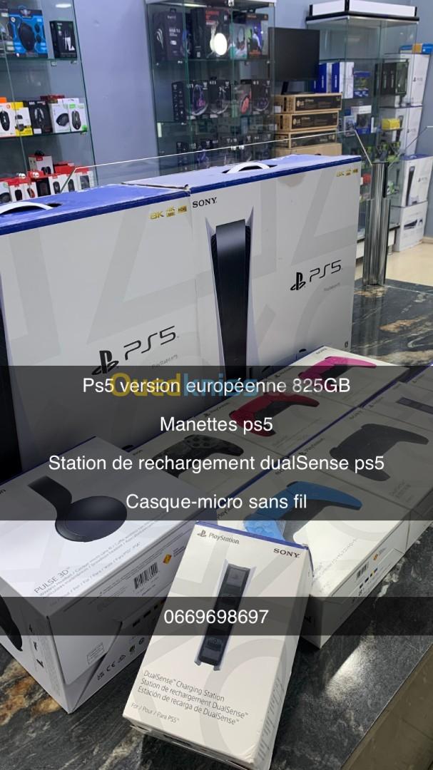 PS5 825GB et ses accessoires