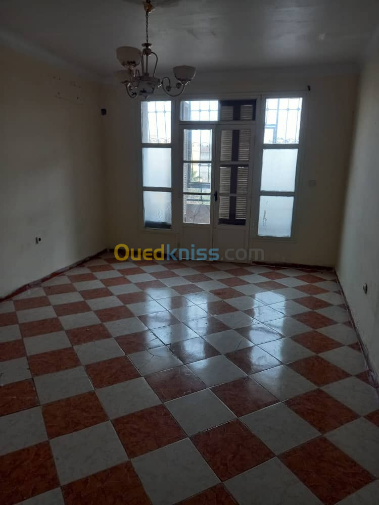 Location Appartement F2 Alger Les eucalyptus