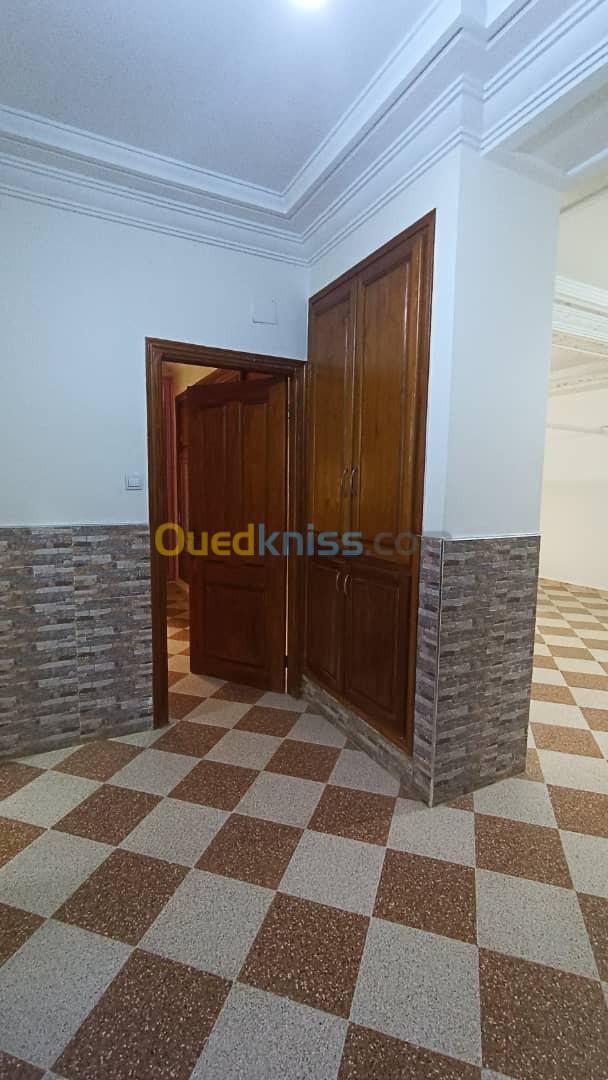 Location Appartement F2 Alger Draria