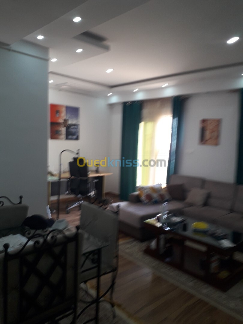 Location Appartement F4 Alger El biar