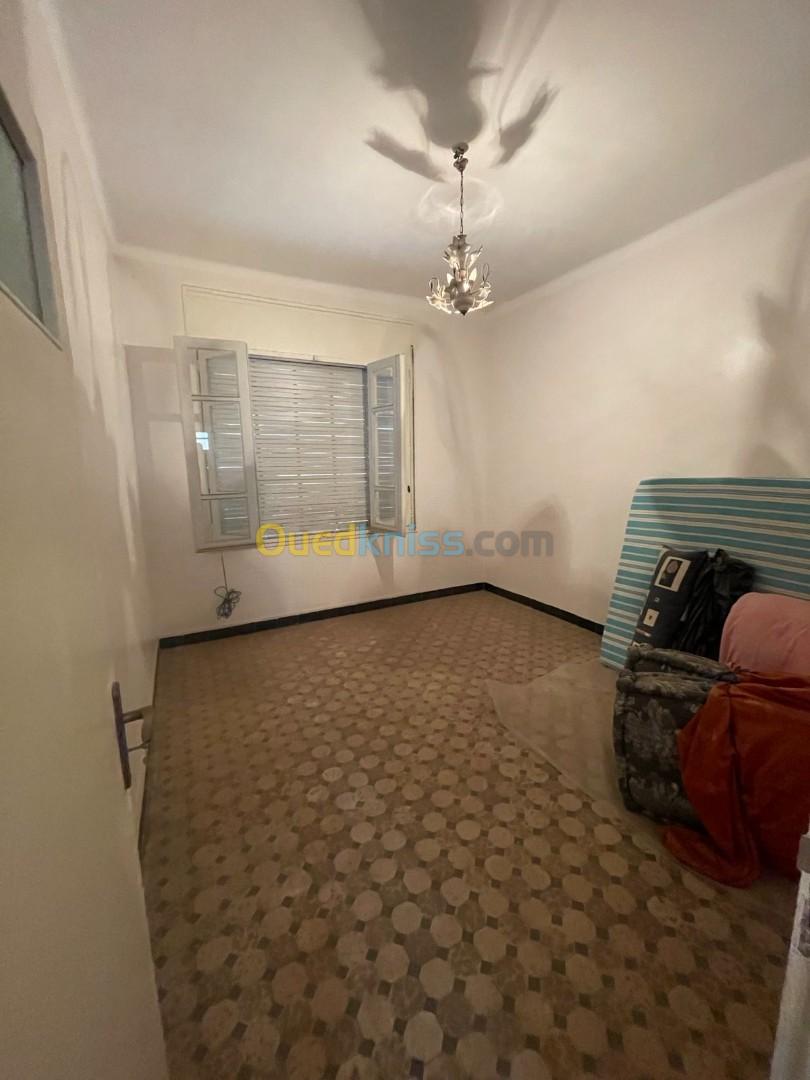 Vente Niveau De Villa F3 Alger El harrach