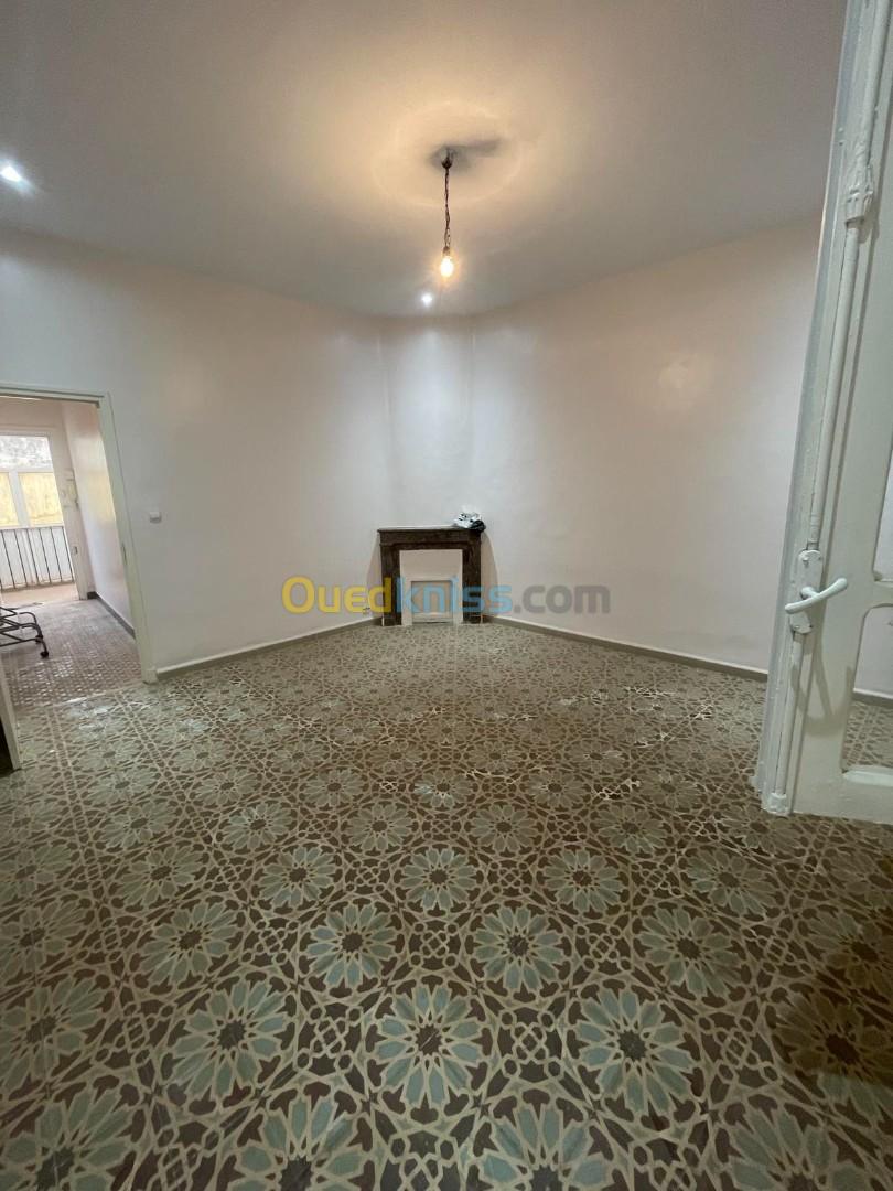 Vente Niveau De Villa F3 Alger El harrach