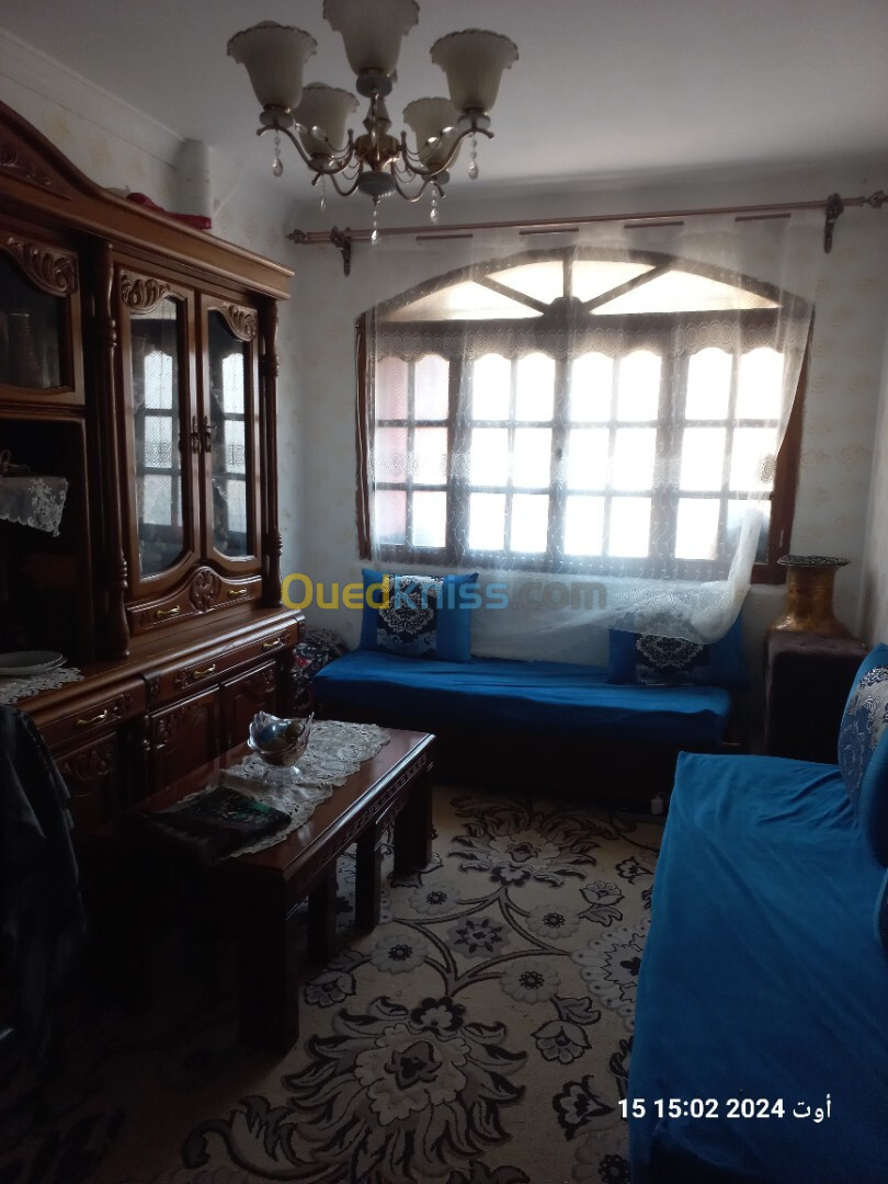 Vente Appartement F3 Alger Les eucalyptus