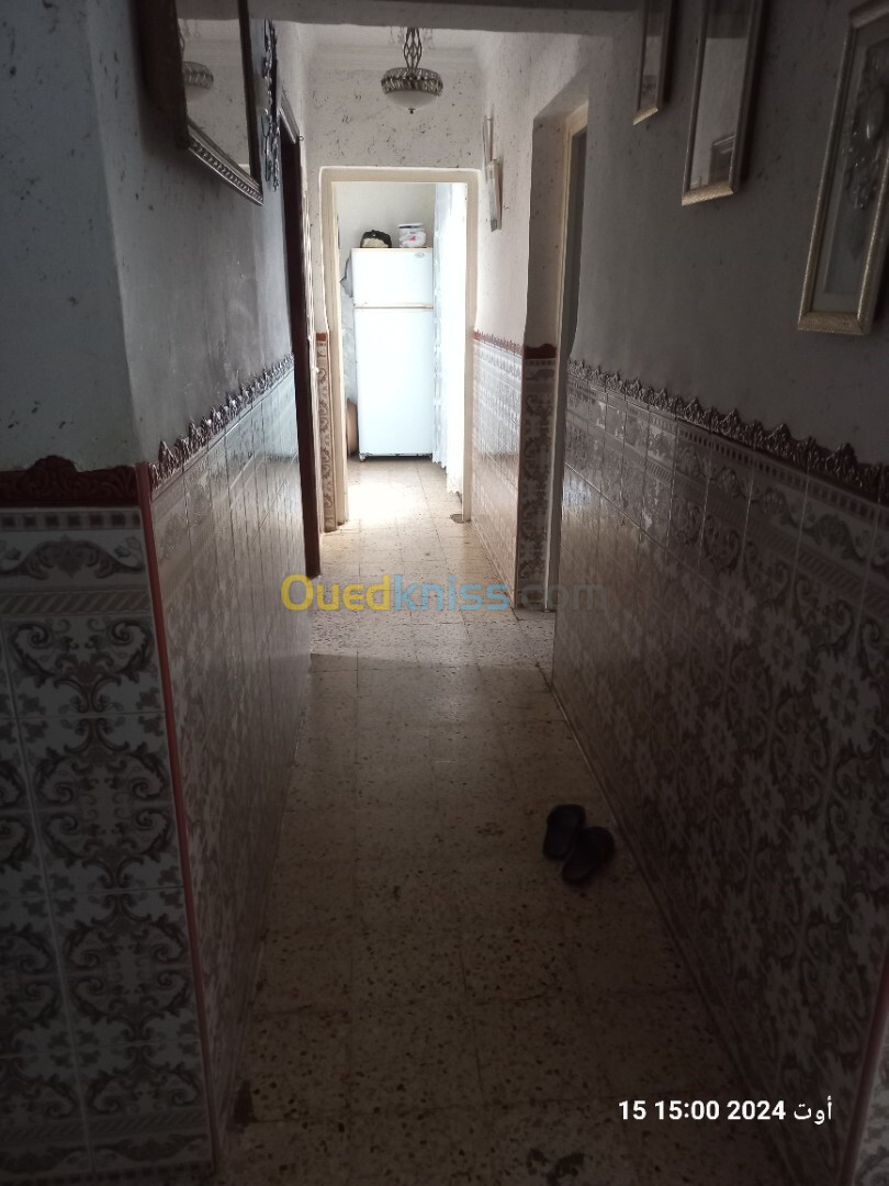 Vente Appartement F3 Alger Les eucalyptus