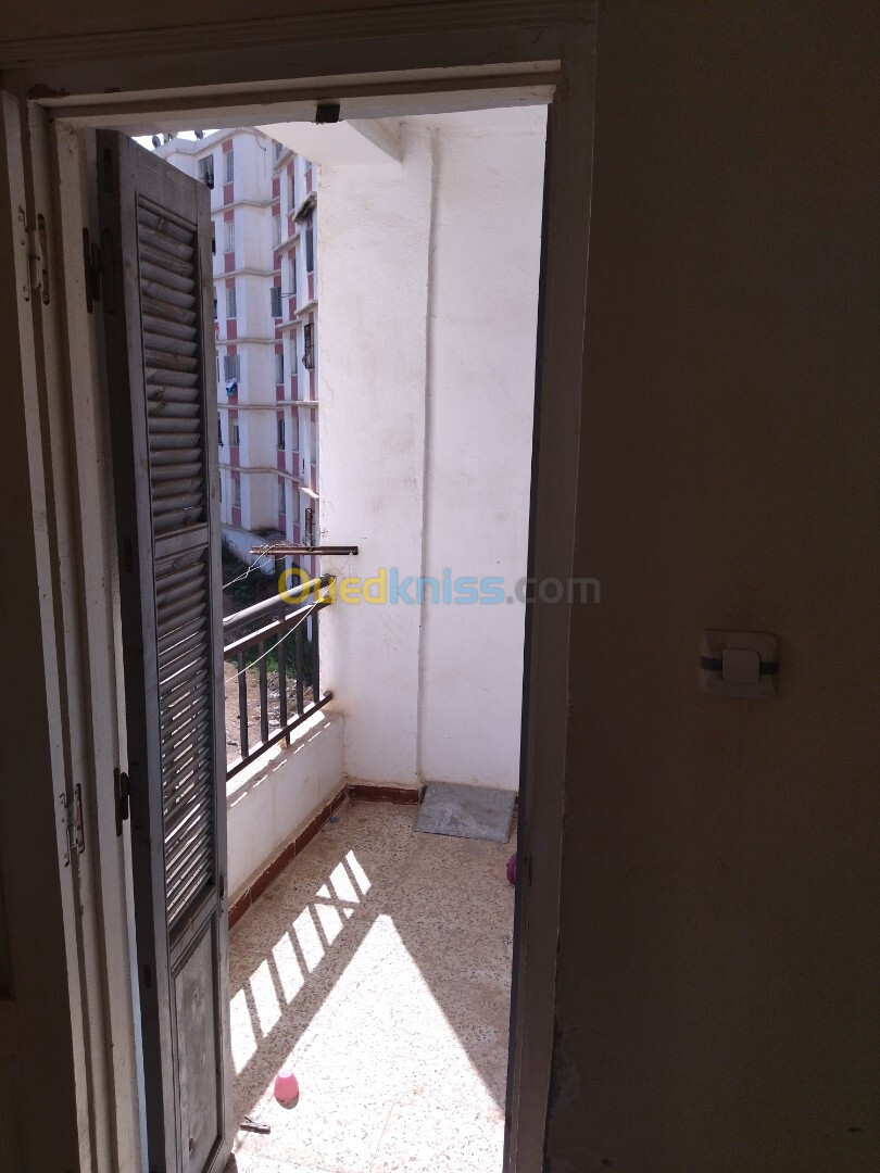 Vente Appartement F3 Alger Ain benian