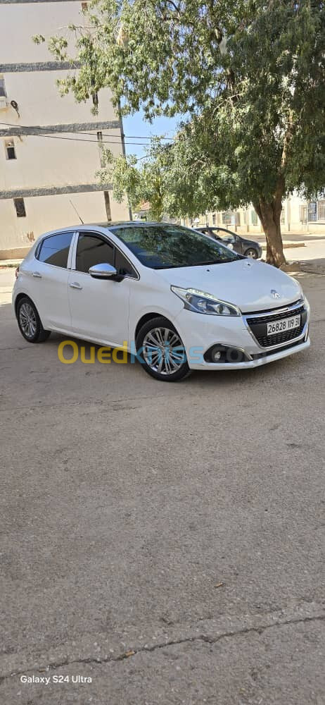 Peugeot 208 2019 Allure Facelift