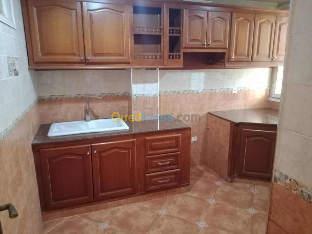 Location Appartement F3 Blida Blida