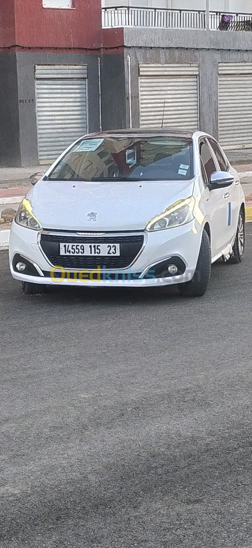 Peugeot 208 2015 Allure Facelift