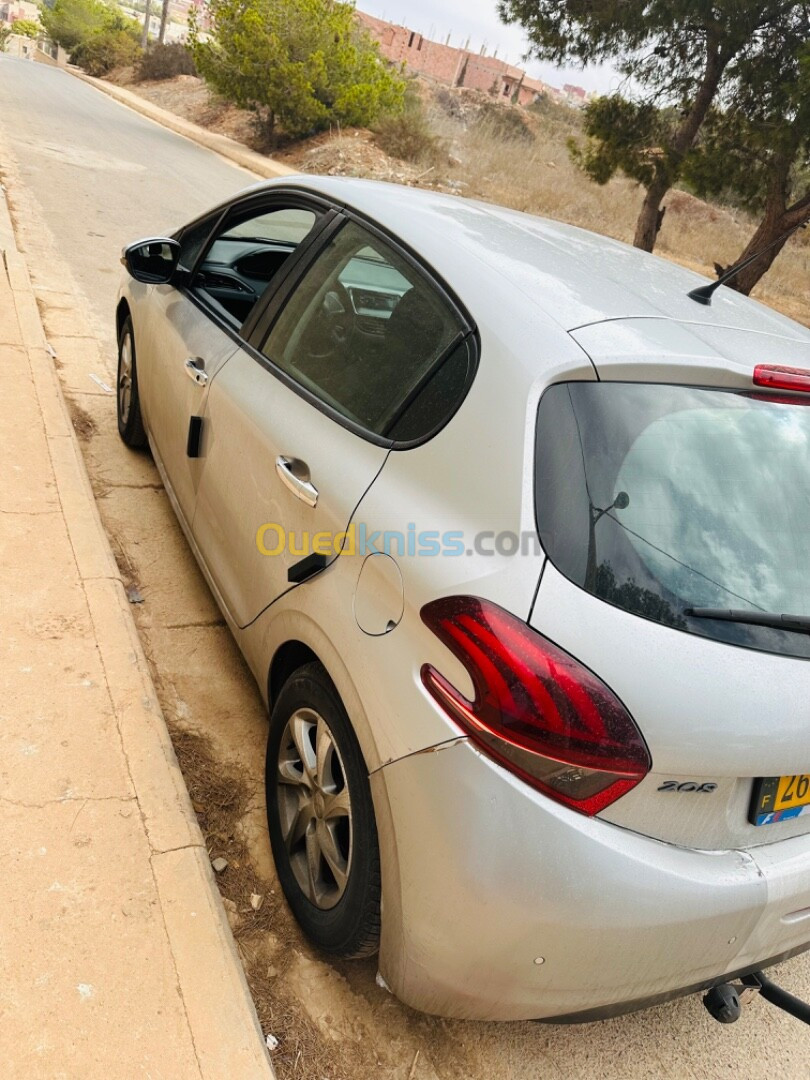 Peugeot 208 2018 Active