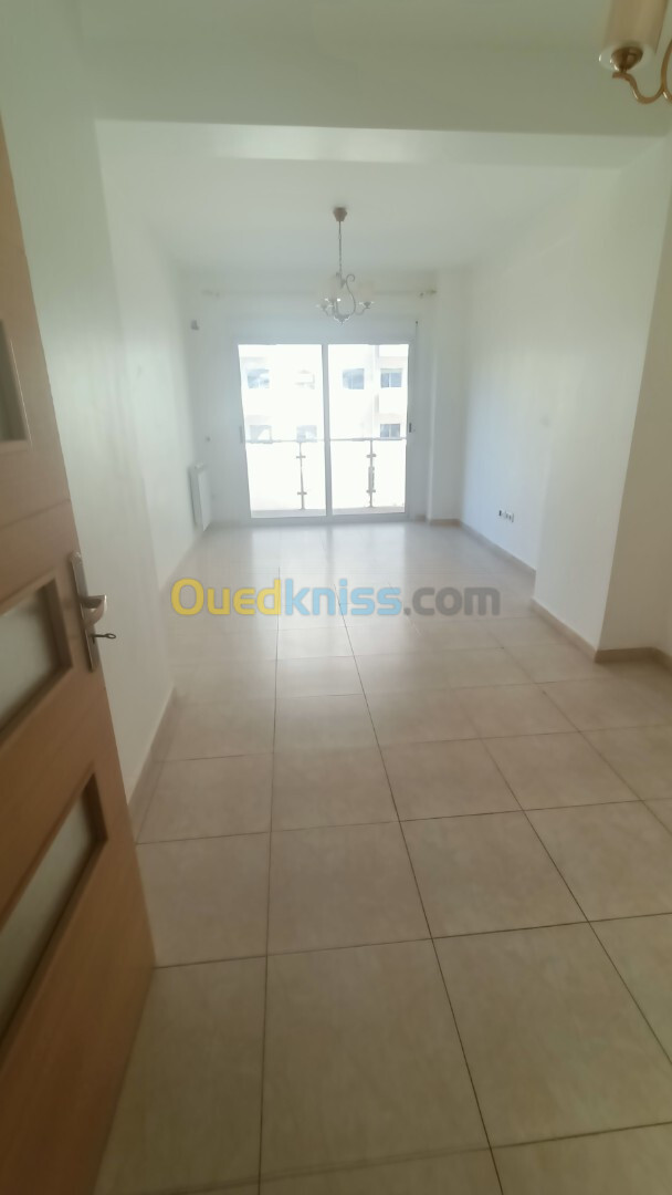 Location Appartement F3 Alger Ain naadja