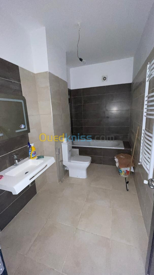 Location Appartement F3 Alger Birkhadem