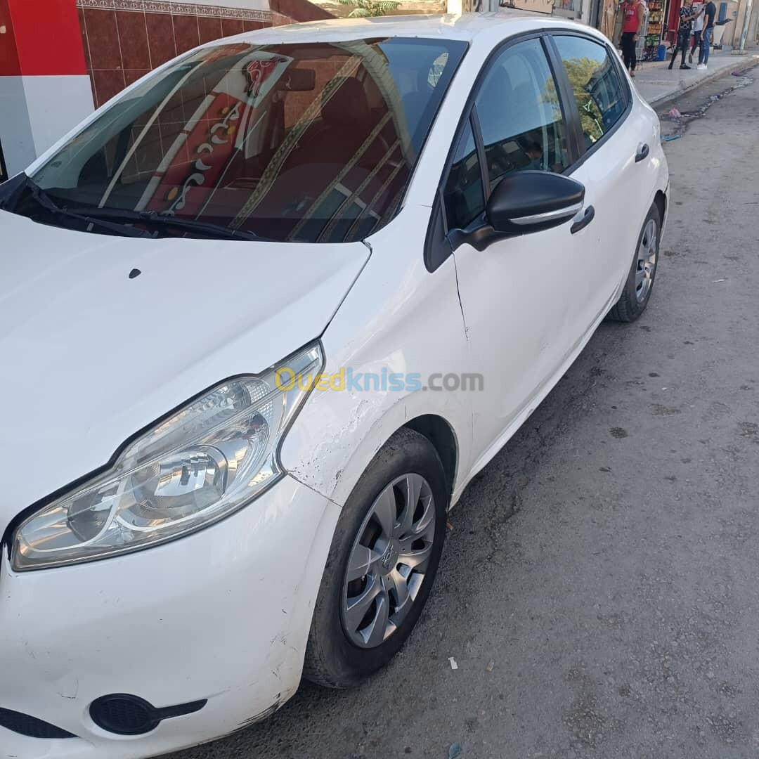 Peugeot 208 2013 Access