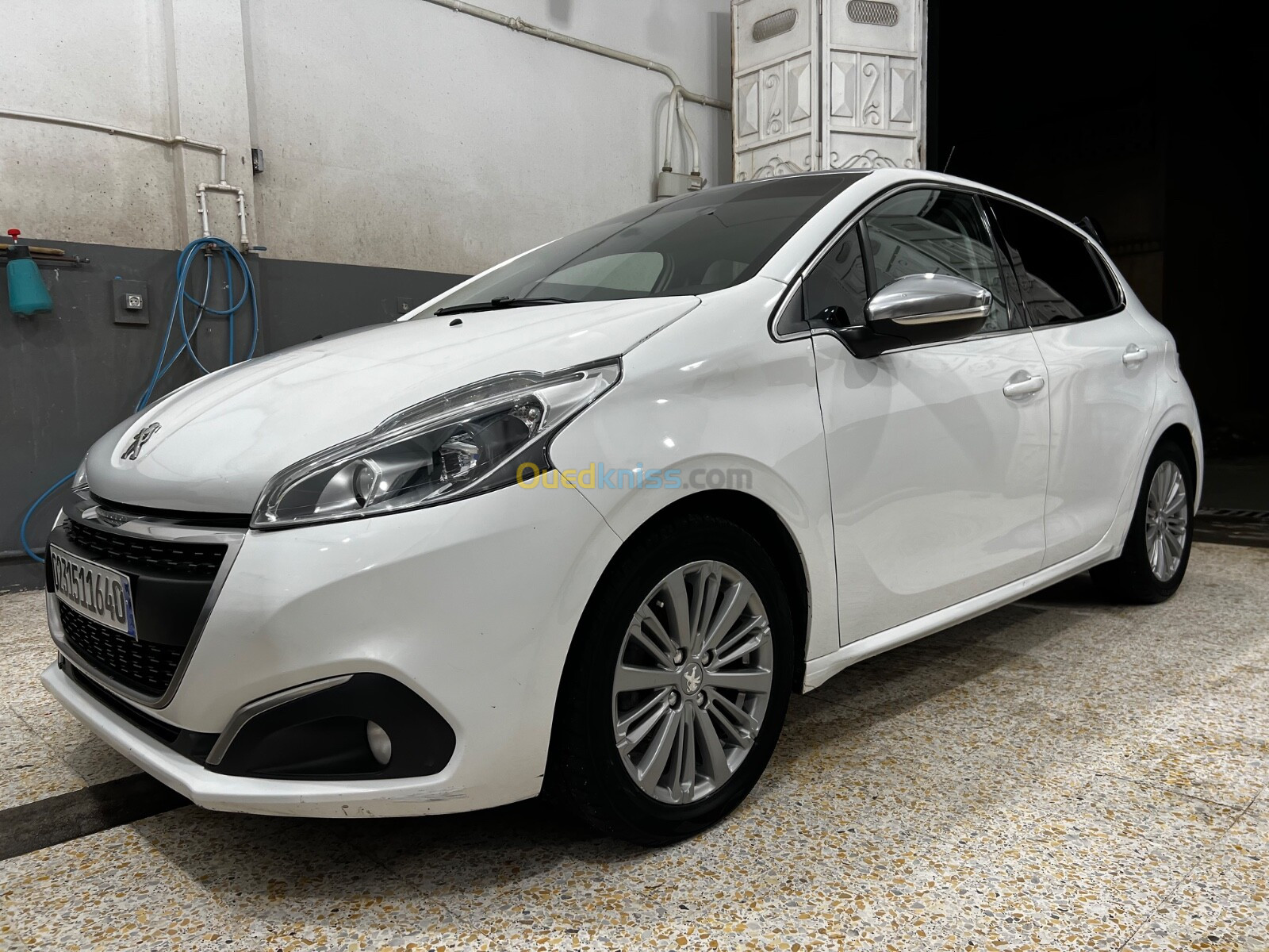 Peugeot 208 2016 Allure Facelift