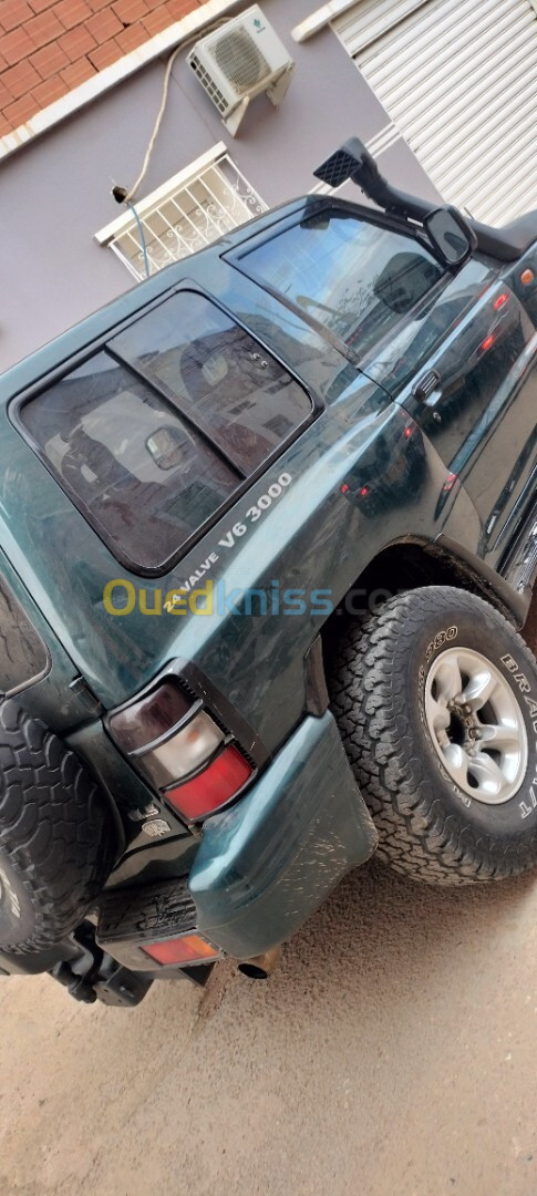 Mitsubishi Pajero Court 1992 Pajero Court