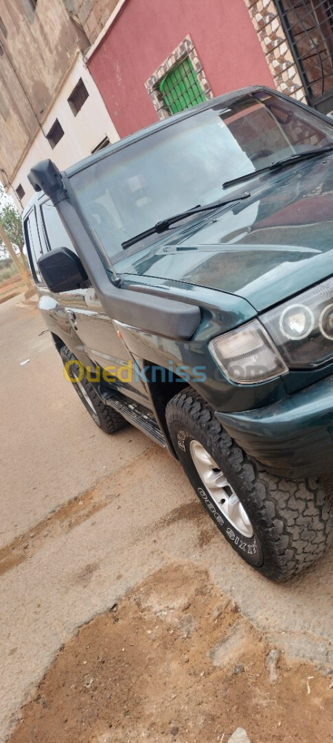 Mitsubishi Pajero Court 1992 Pajero Court