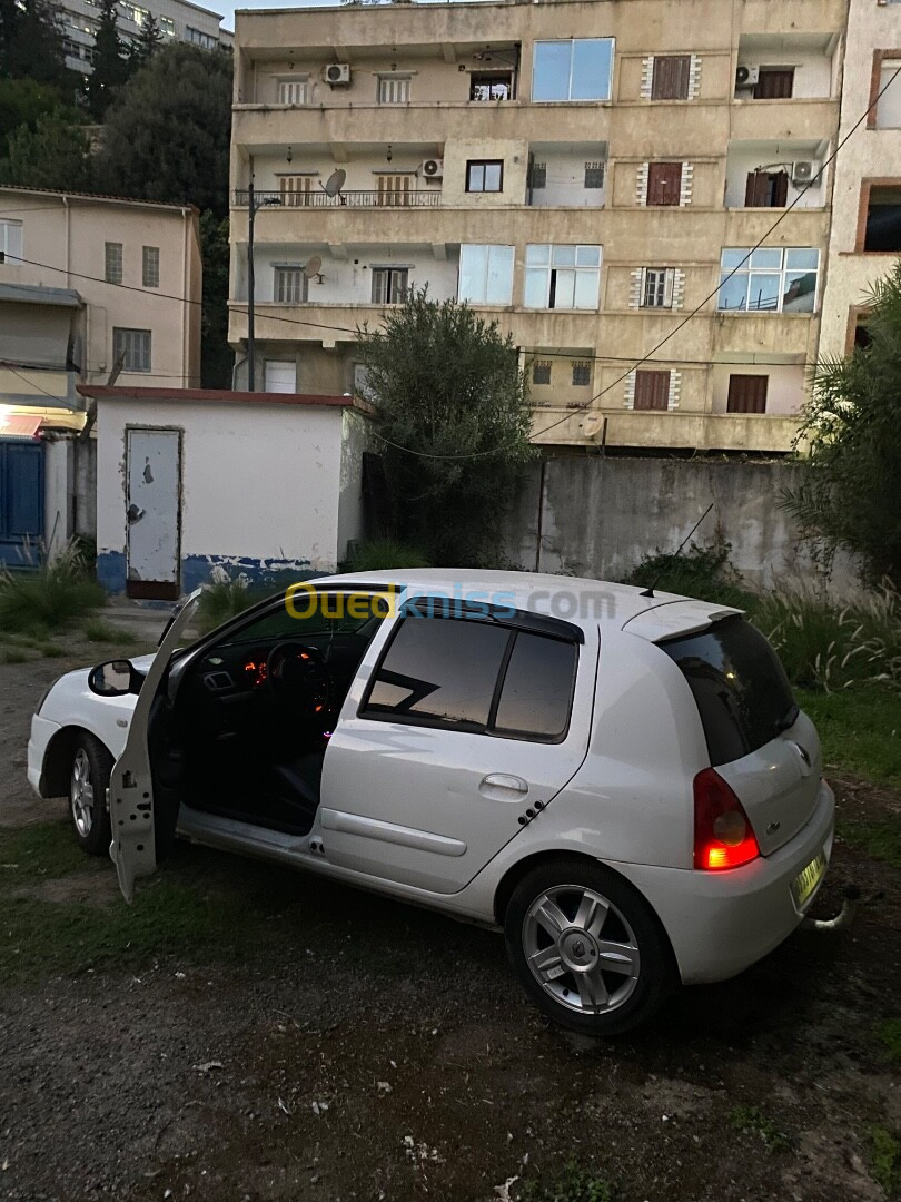 Renault Clio Campus 2012 Bye bye