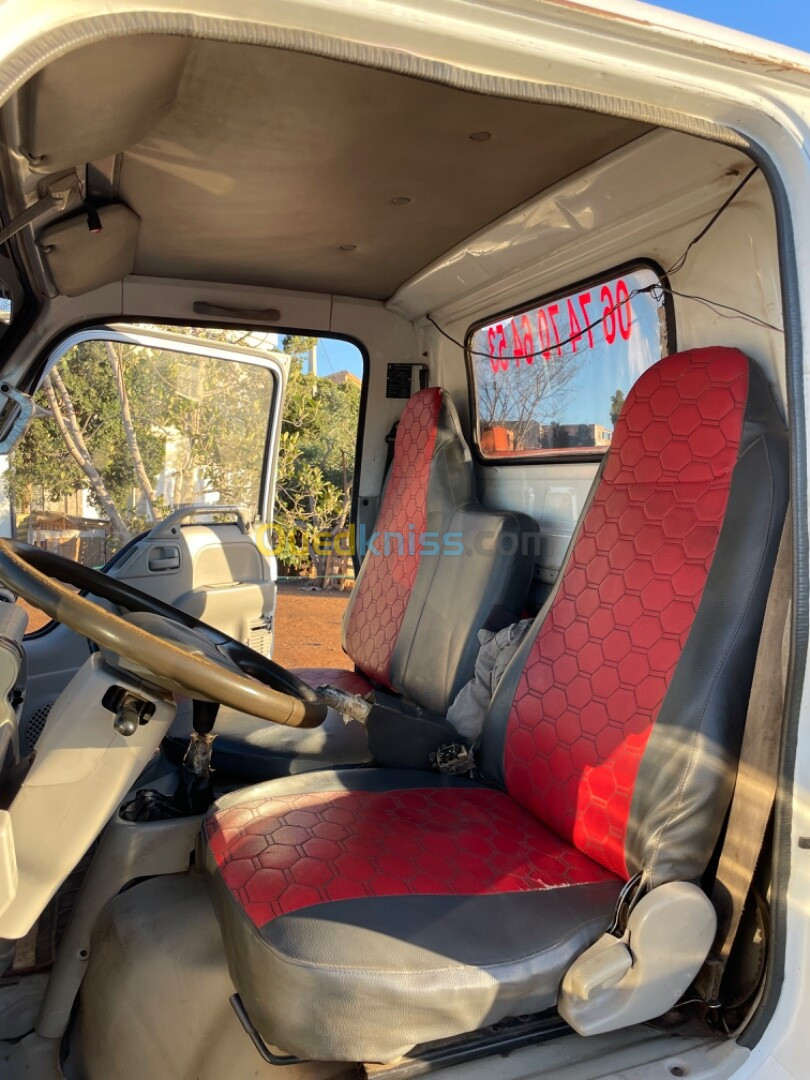 إسيزي شاحنة كاميو camion Isuzu ususu izuzu izusi isuzi 2007