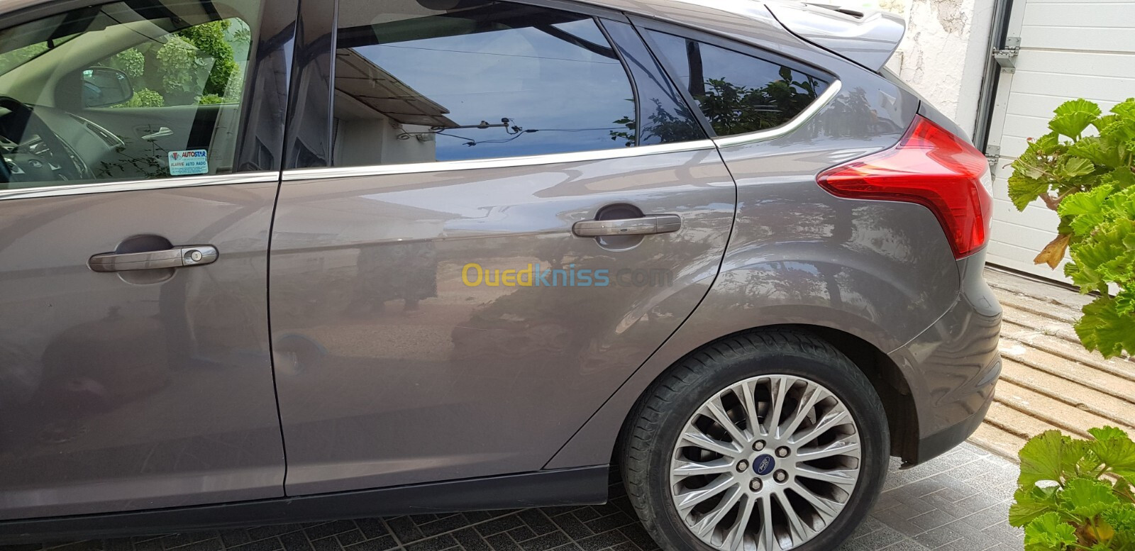 Ford Focus 5 portes 2012 Titanium