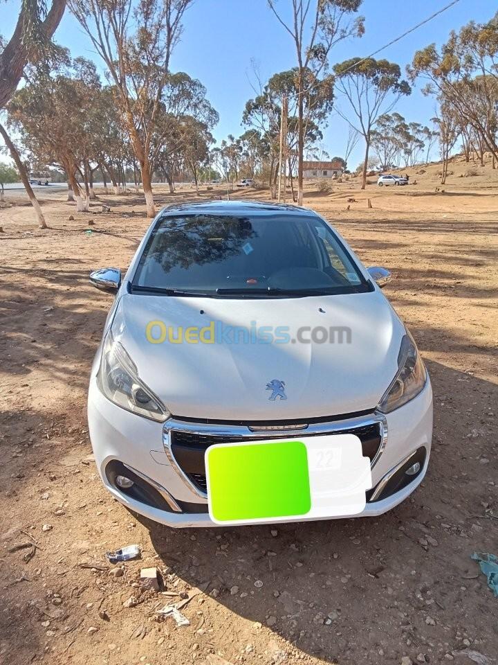 Peugeot 208 2016 208