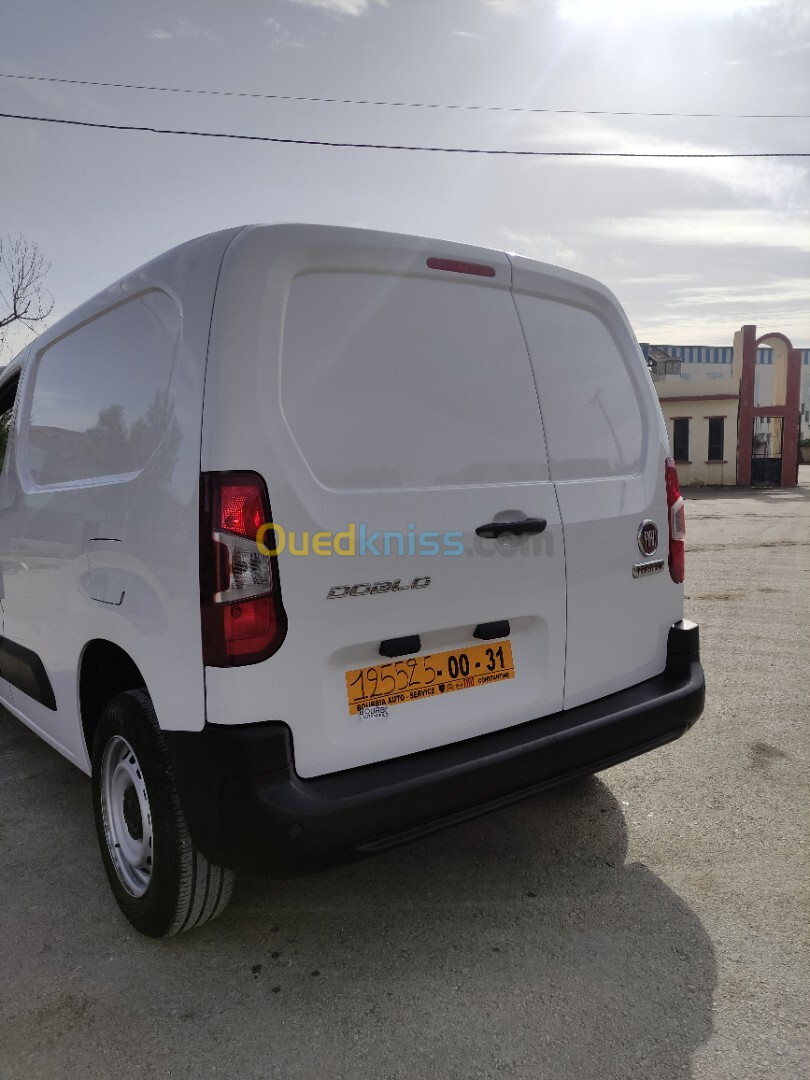 Fiat Doblo 2024 2024 2place