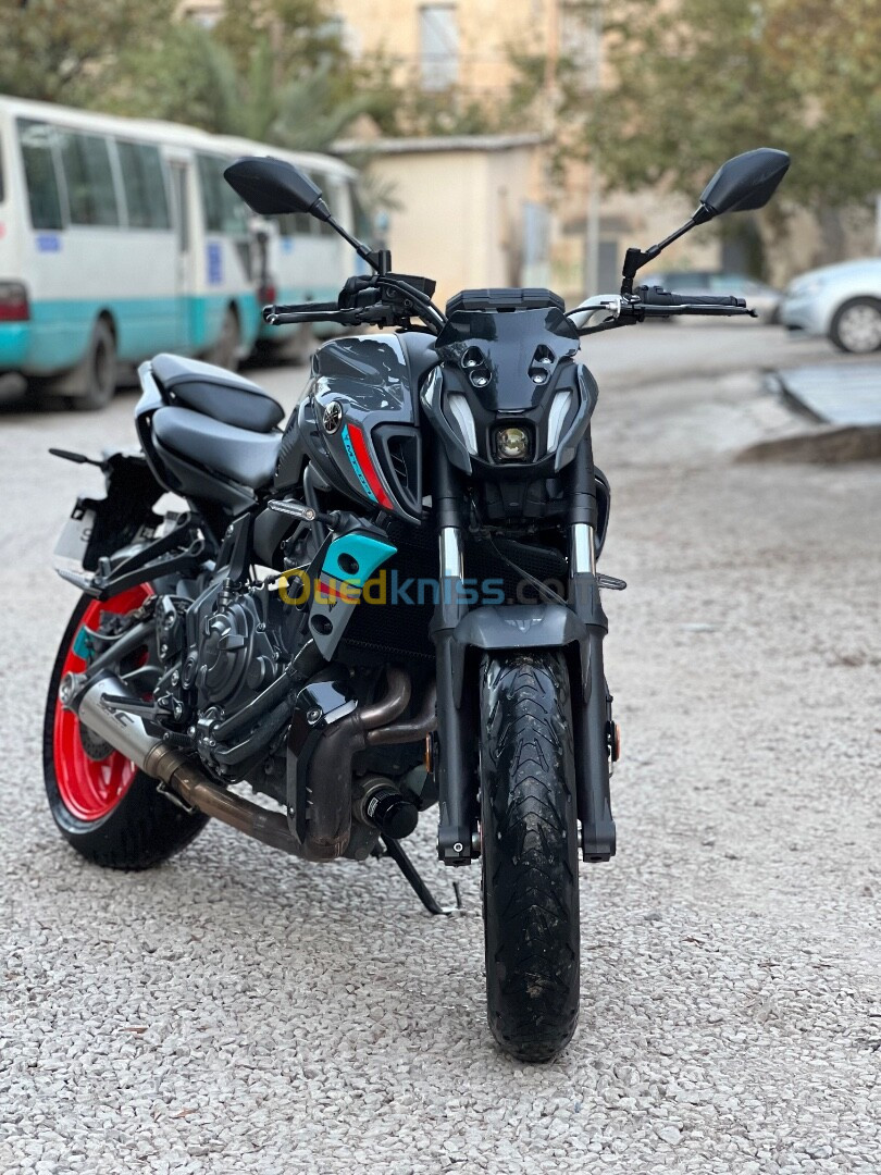 YAMAHA MT07 2021