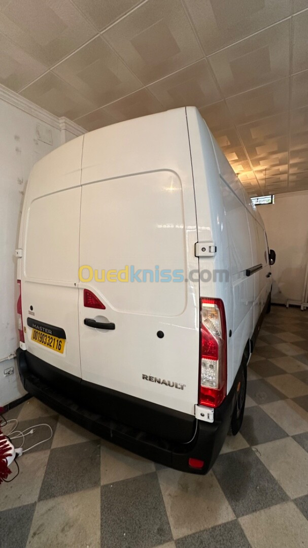 Renault Master 3 2021