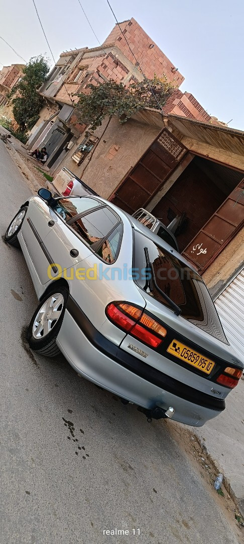 Renault Laguna 1 1995 Laguna 1